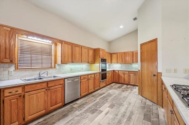 Beaumont, Texas, 77705-7309, United States, 3 Bedrooms Bedrooms, ,Residential,For Sale,1797006