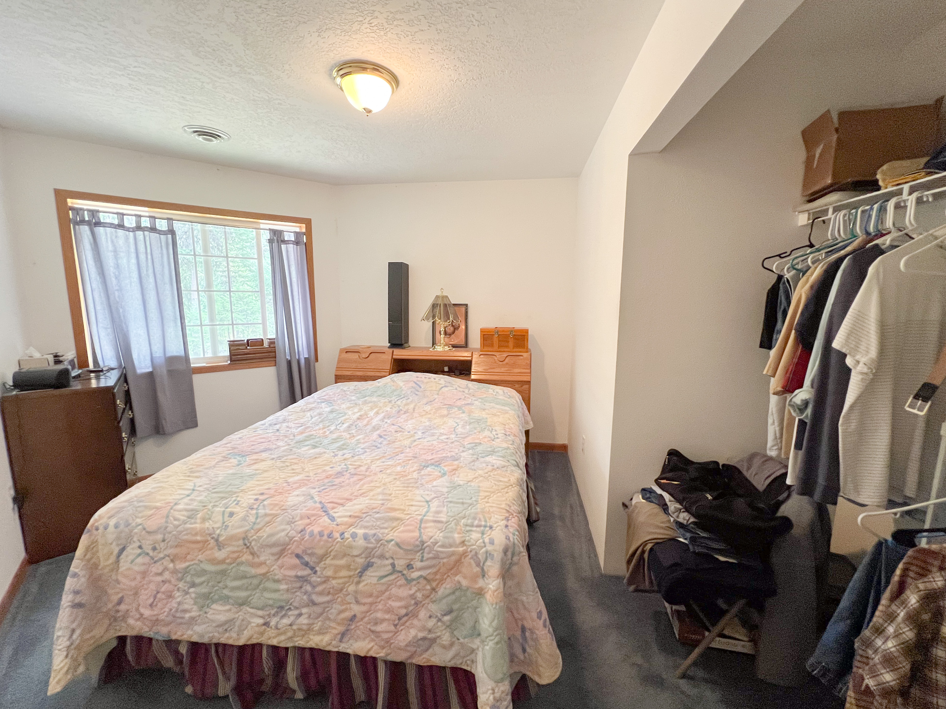 Republic, Washington, 99166, United States, 3 Bedrooms Bedrooms, ,3 BathroomsBathrooms,Residential,For Sale,1976903