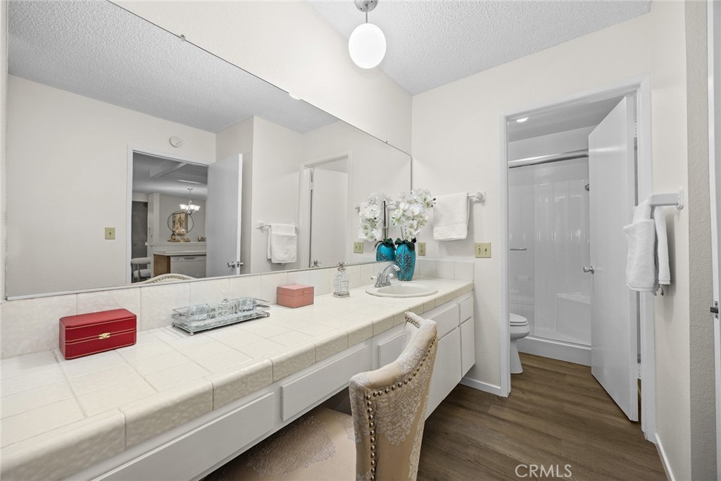 Pasadena, California, 91101, United States, 2 Bedrooms Bedrooms, ,1 BathroomBathrooms,Residential,For Sale,2002263