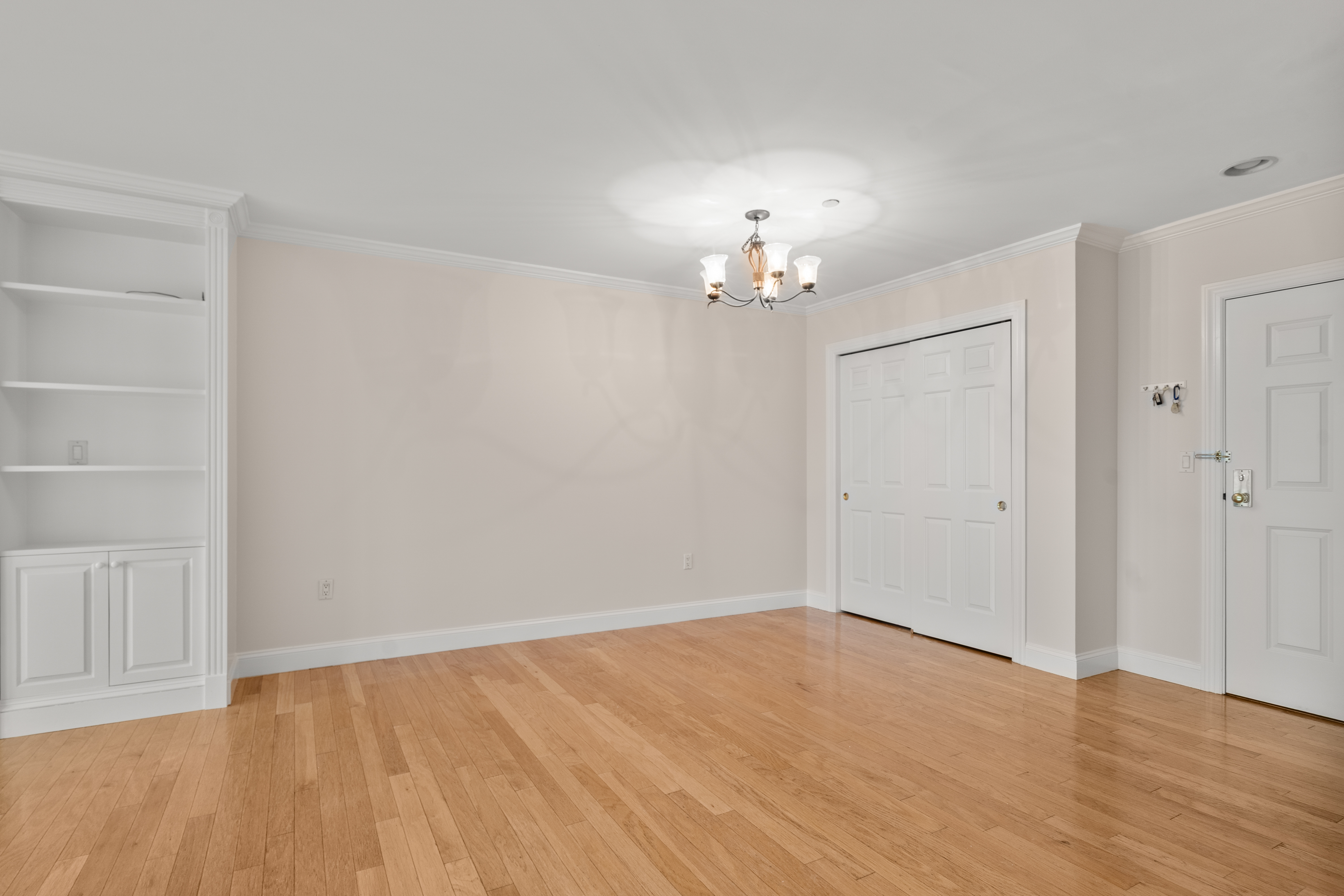 73 Chelsea Street, Unit 305, Boston, MA, 02129 - 物件實景