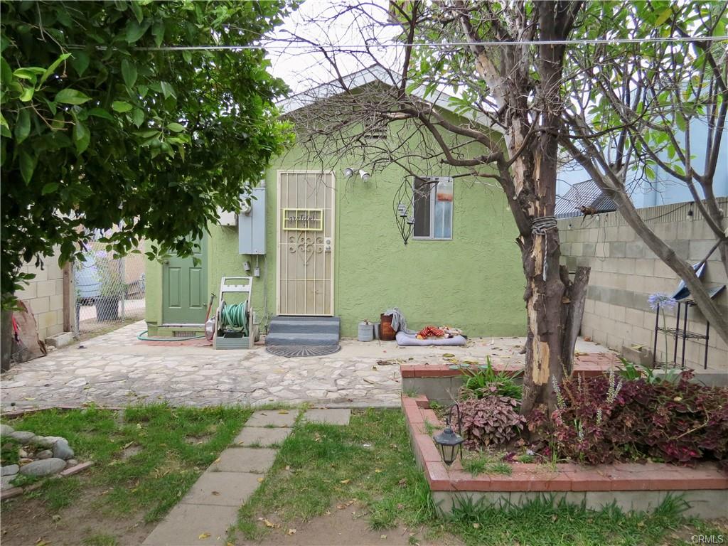 Azusa, California, 91702, United States, 6 Bedrooms Bedrooms, ,Residential,For Sale,2048732