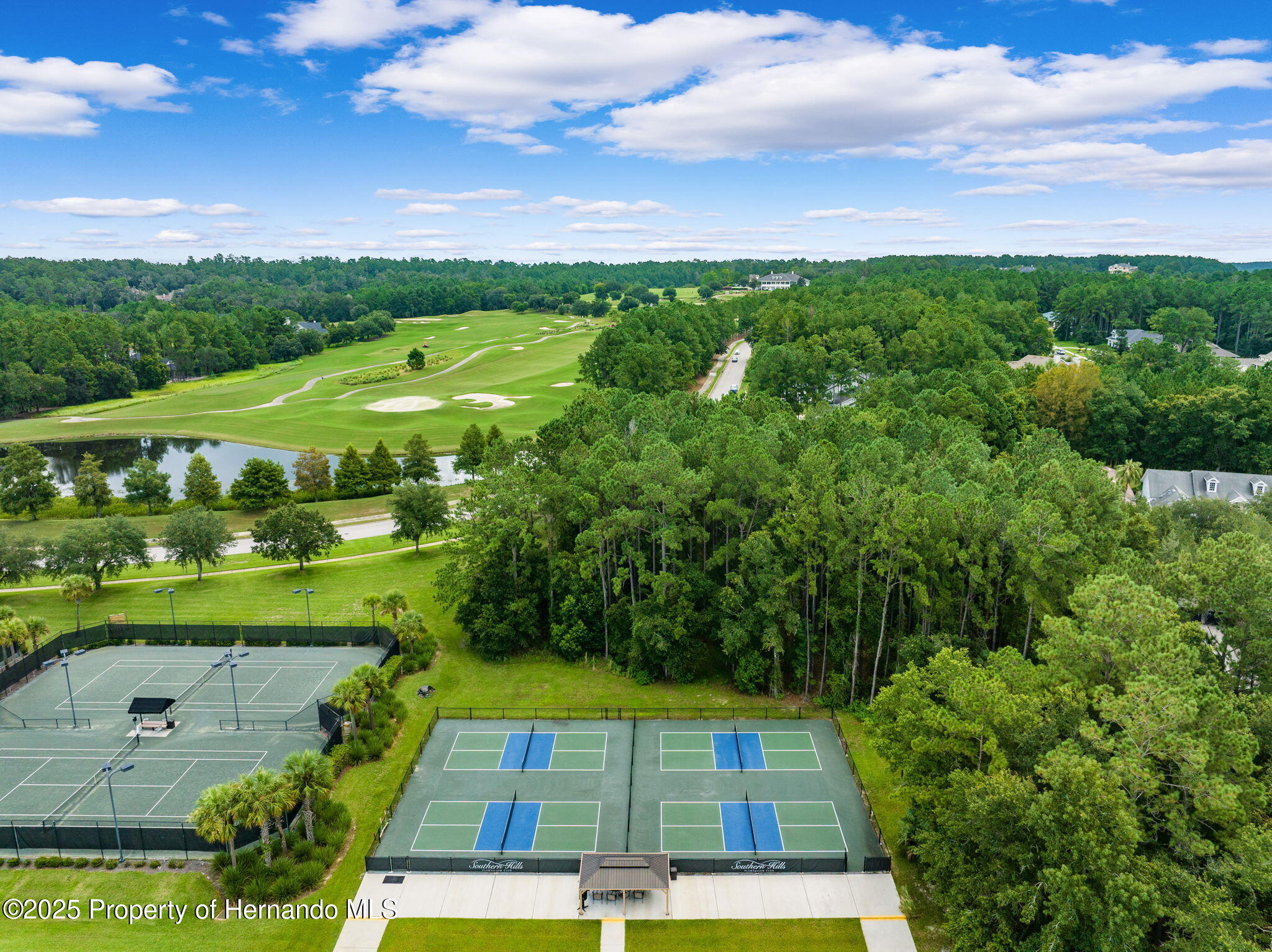 Brooksville, Florida, 34601, United States, 2 Bedrooms Bedrooms, ,4 BathroomsBathrooms,Residential,For Sale,1878155