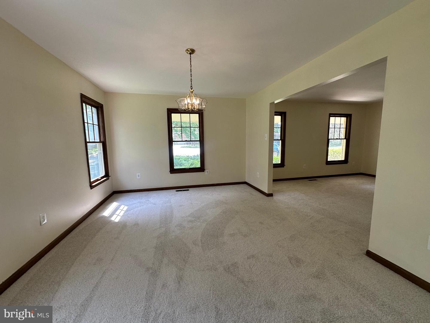 Fort Washington, Maryland, 20744, United States, 4 Bedrooms Bedrooms, ,3 BathroomsBathrooms,Residential,For Sale,1901963