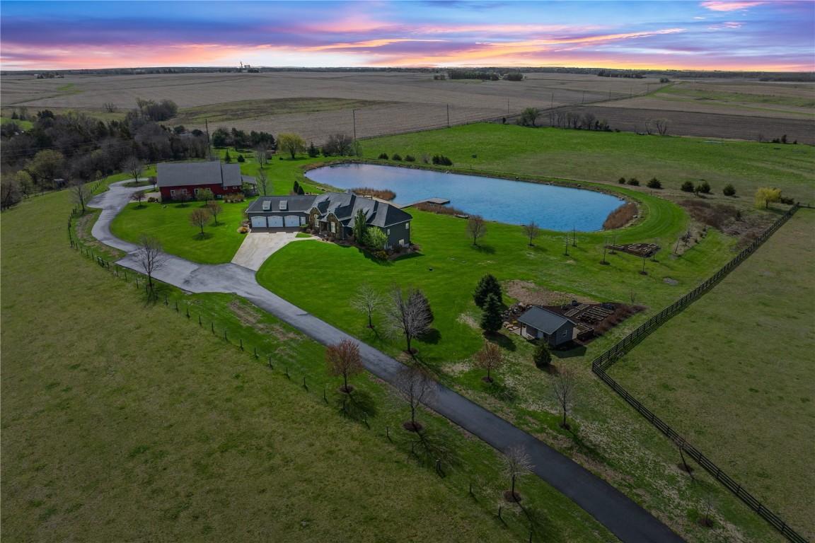 Vinton, Iowa, 52349, United States, 5 Bedrooms Bedrooms, ,6 BathroomsBathrooms,Residential,For Sale,1980405