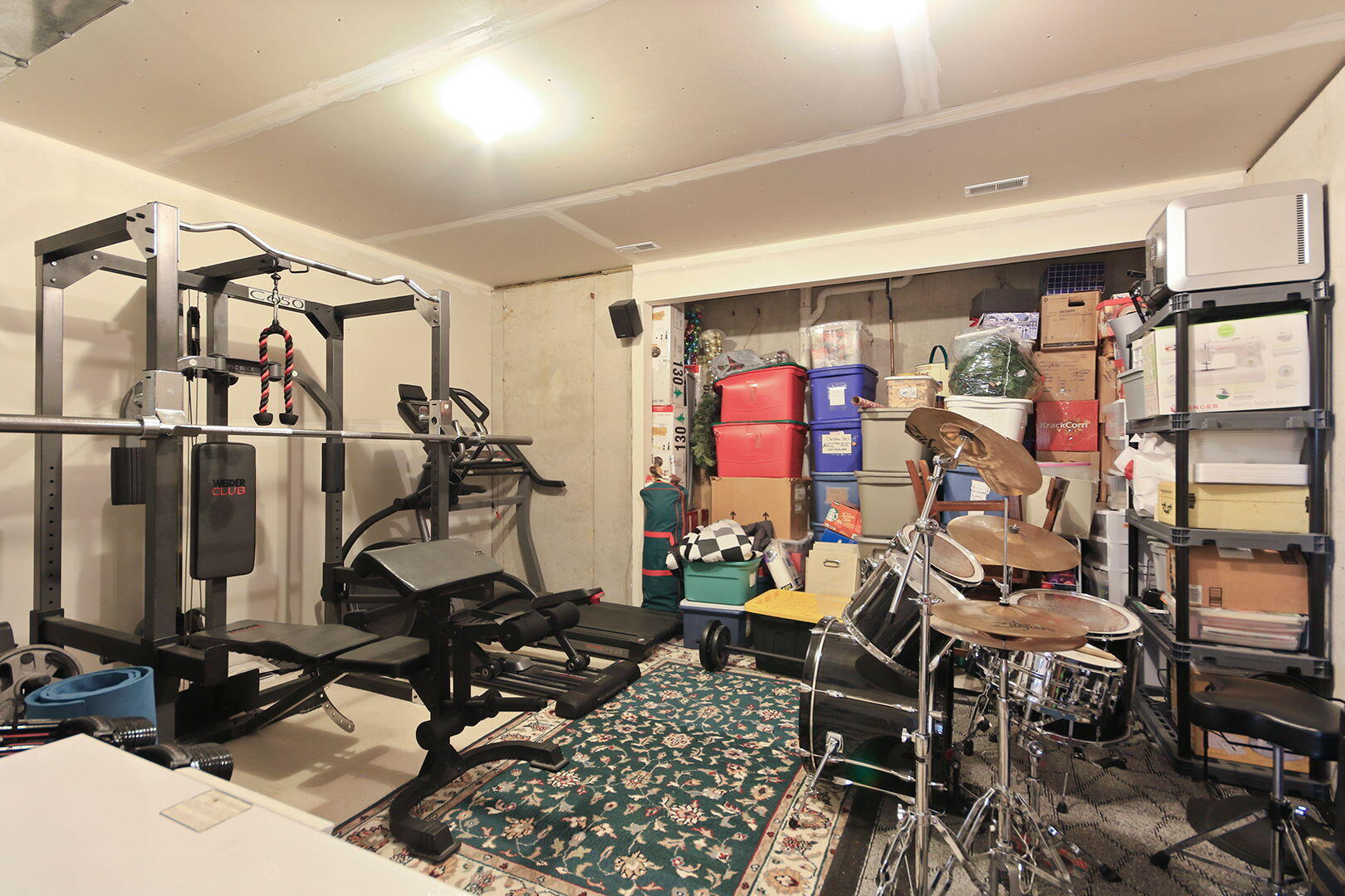 COLUMBIA, Missouri, 65203, United States, 5 Bedrooms Bedrooms, ,4 BathroomsBathrooms,Residential,For Sale,1983136