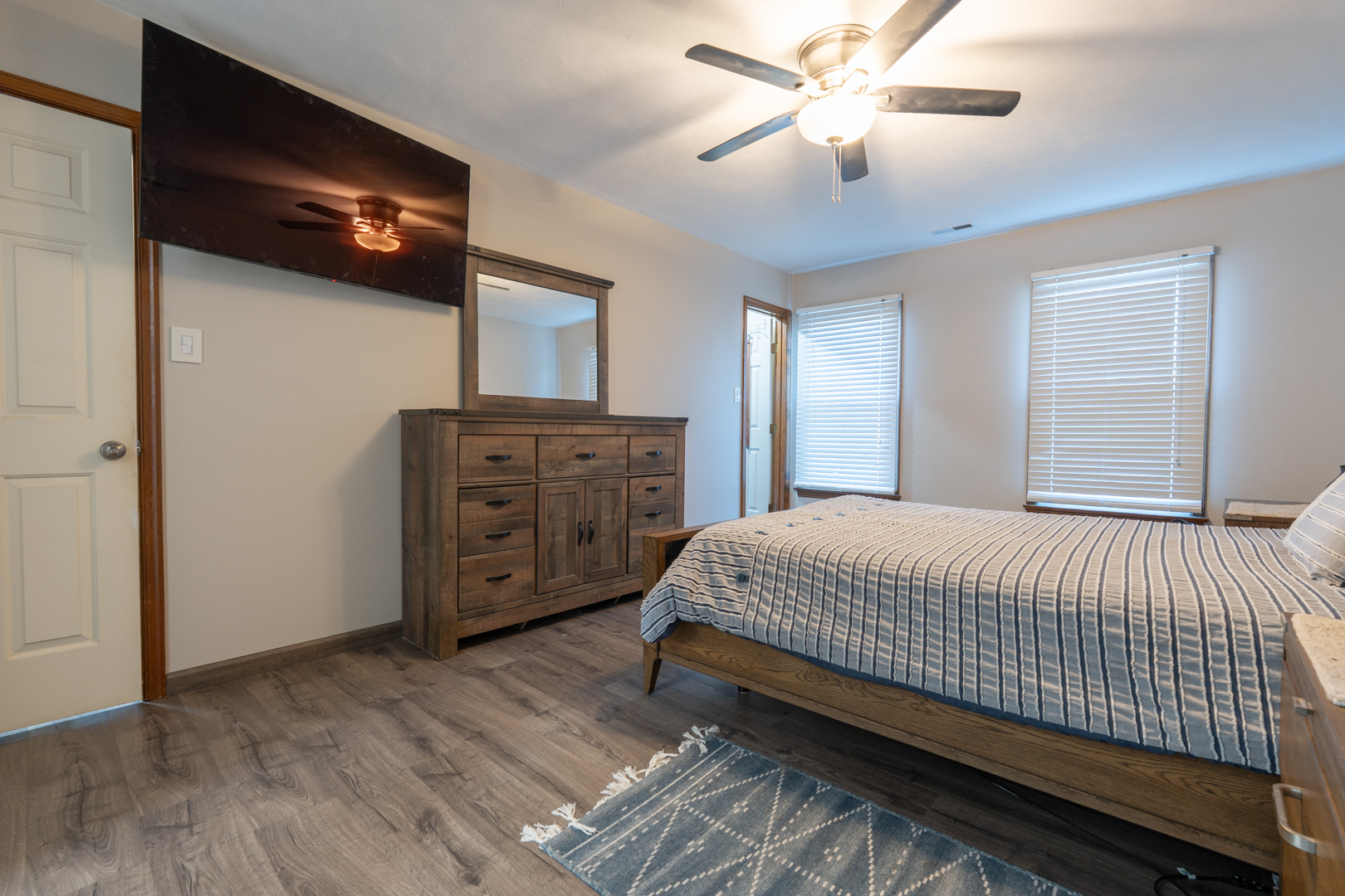 Virginia Beach, Virginia, 23454, United States, 4 Bedrooms Bedrooms, ,3 BathroomsBathrooms,Residential,For Sale,2006012