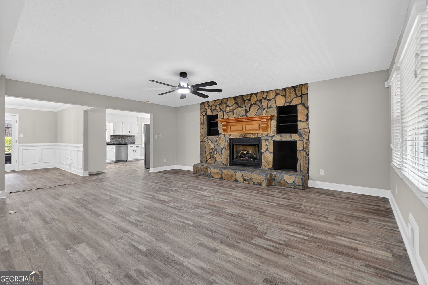 Fayetteville, Georgia, 30215, United States, 4 Bedrooms Bedrooms, ,2 BathroomsBathrooms,Residential,For Sale,2013140