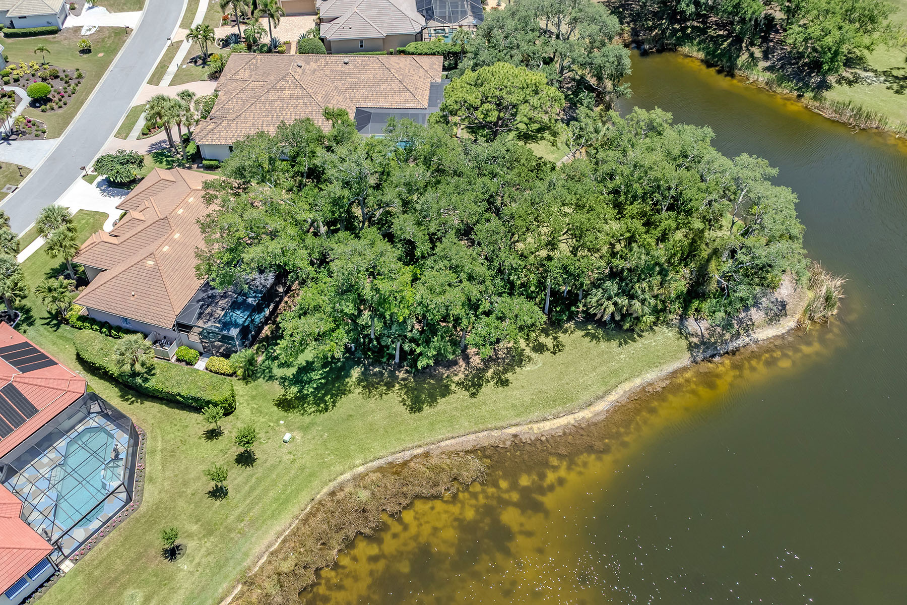  CALUSA LAKES - 物件實景