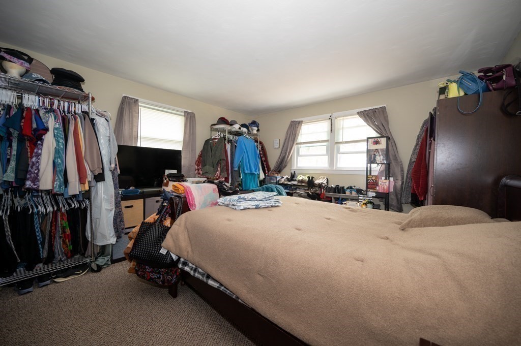 Worcester, Massachusetts, 01602, United States, 6 Bedrooms Bedrooms, ,2 BathroomsBathrooms,Residential,For Sale,1949815
