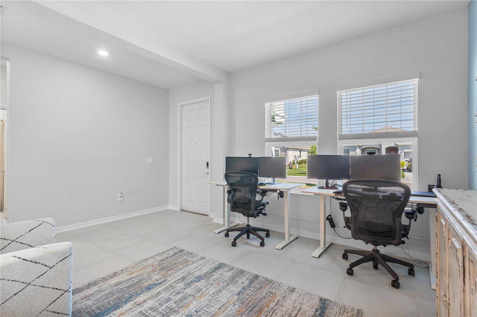 MOUNT DORA, Florida, 32757, United States, 4 Bedrooms Bedrooms, ,4 BathroomsBathrooms,Residential,For Sale,1978918