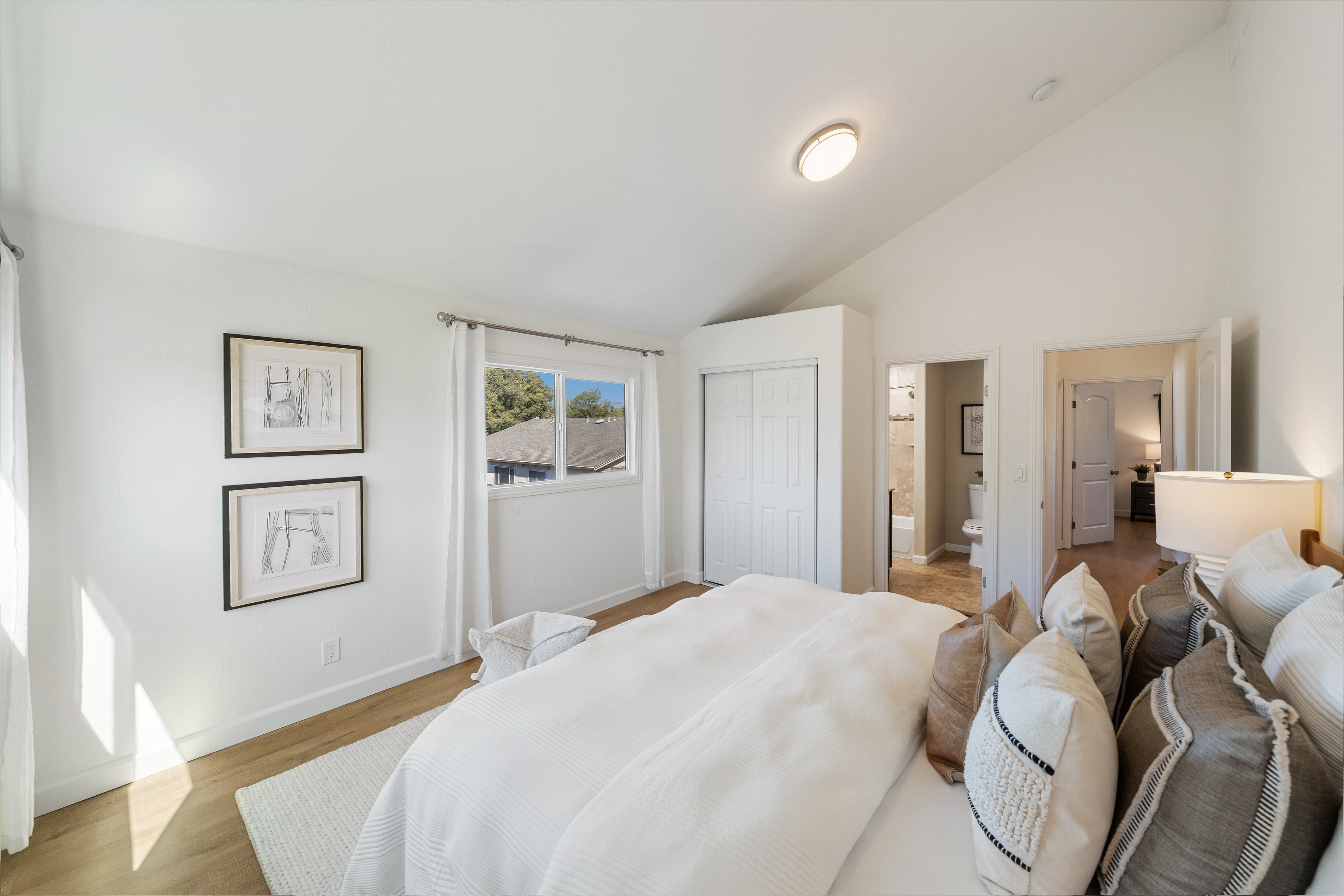  Expansive Vista Park Residence - 物件實景