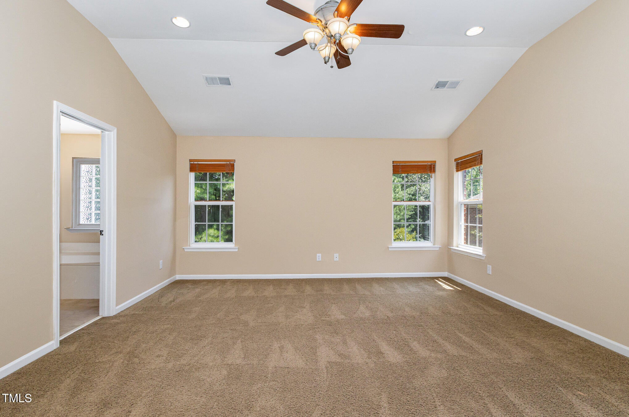 Chapel Hill, North Carolina, 27516, United States, 3 Bedrooms Bedrooms, ,4 BathroomsBathrooms,Residential,For Sale,1906993