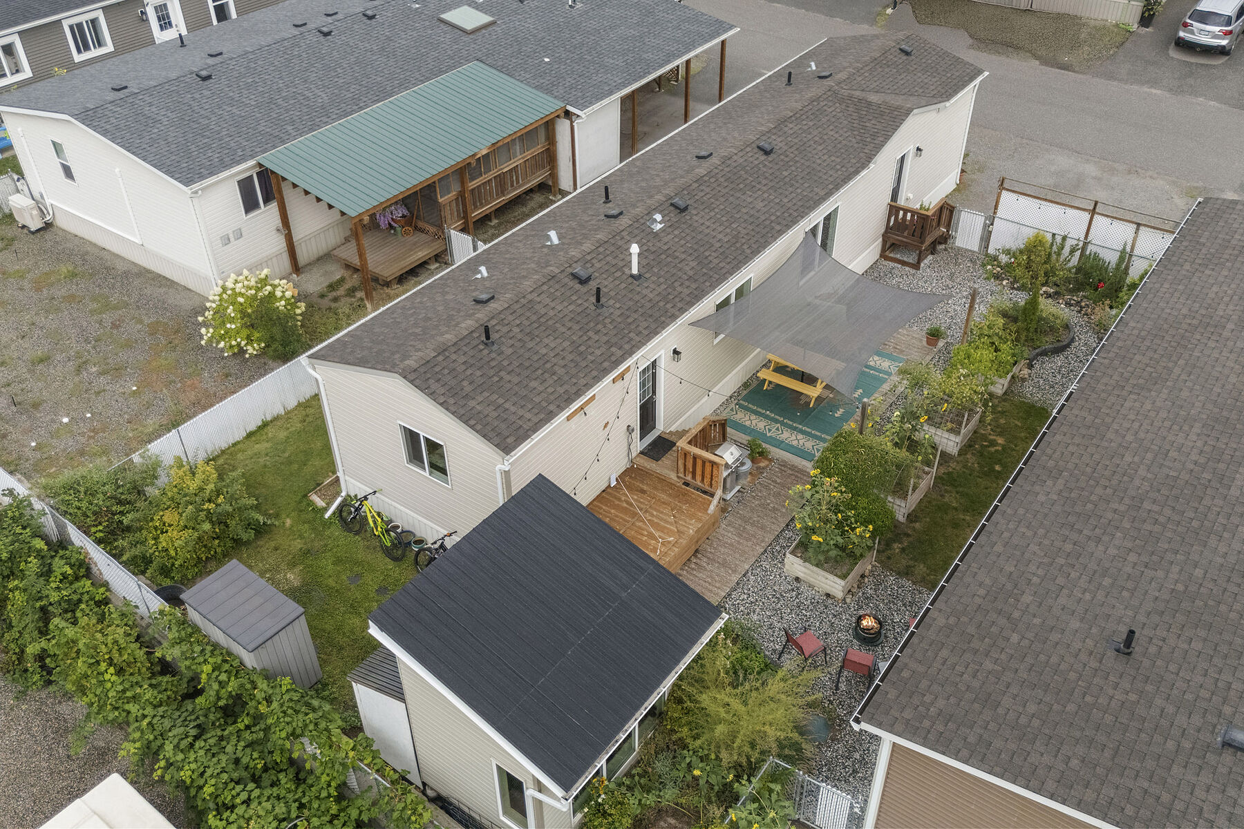  Bright Single Level Living - 物件實景