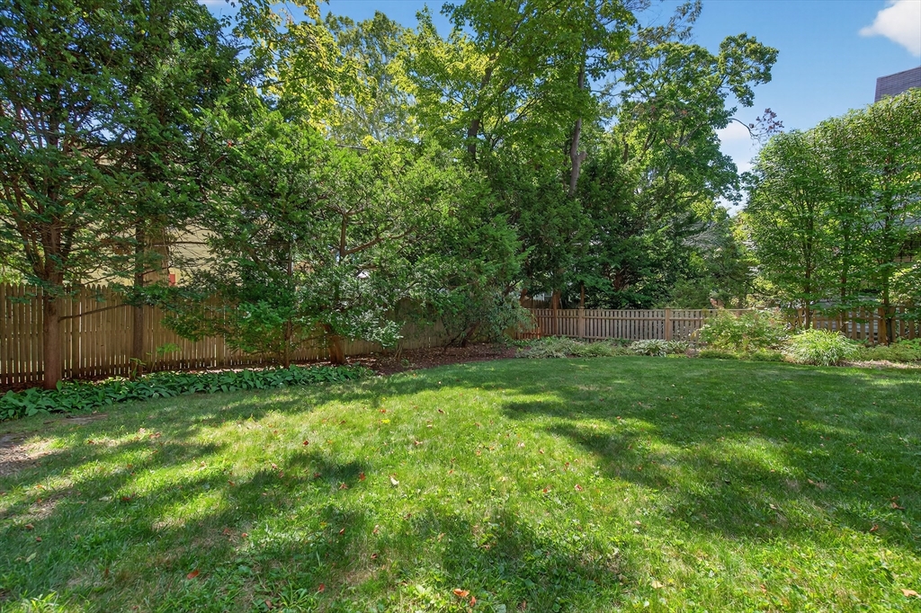 Cambridge, Massachusetts, 02138, United States, 6 Bedrooms Bedrooms, ,7 BathroomsBathrooms,Residential,For Sale,1949717