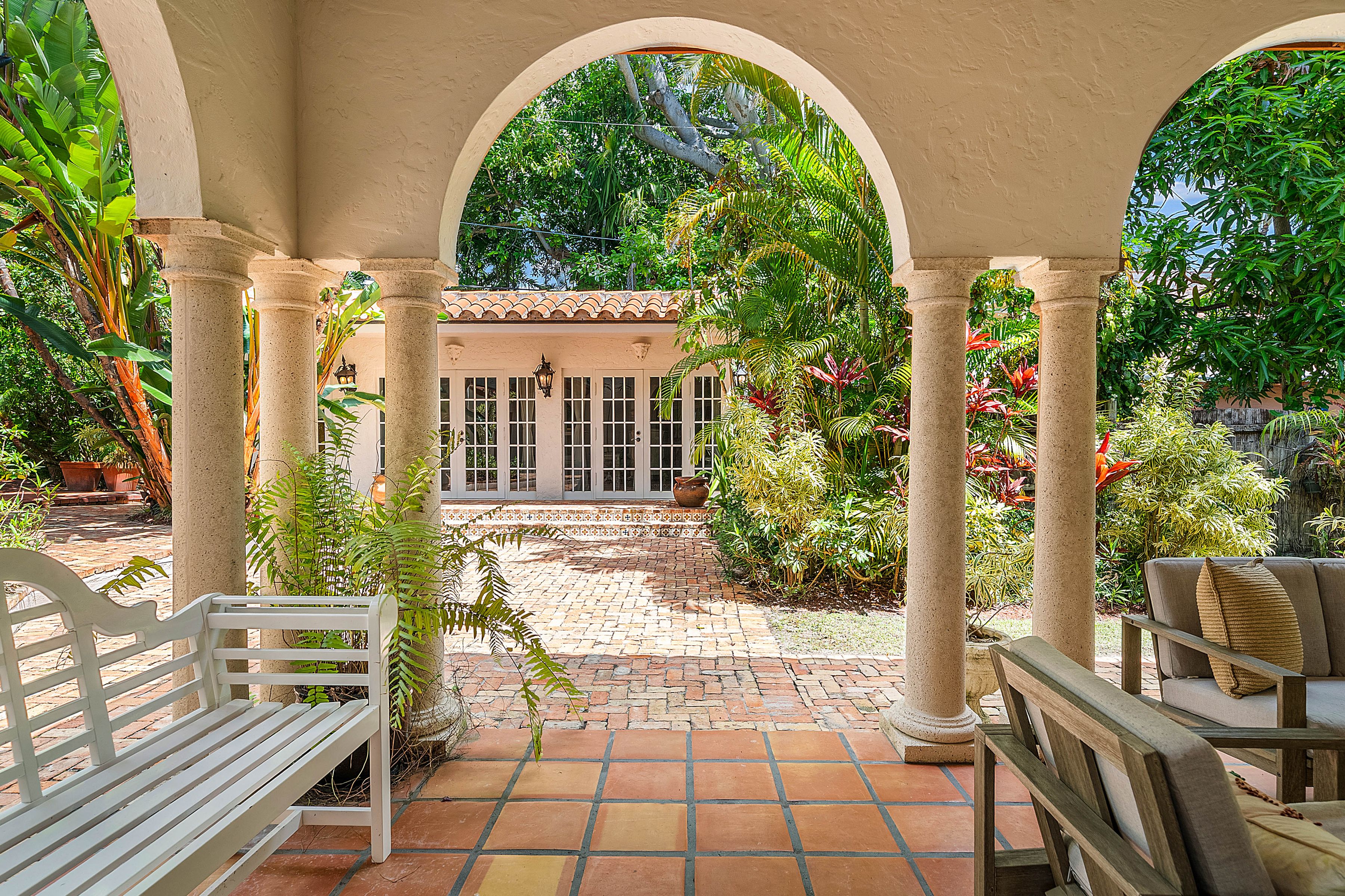  255 Cordova Road - 物件實景