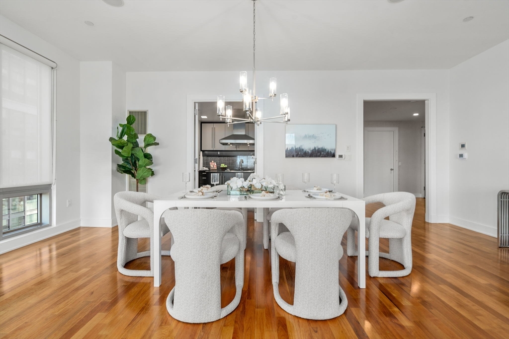 Boston, Massachusetts, 02210, United States, 3 Bedrooms Bedrooms, ,4 BathroomsBathrooms,Residential,For Sale,1821296