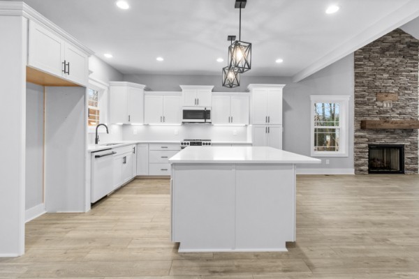 Cumberland Furnace, Tennessee, 37051, United States, 4 Bedrooms Bedrooms, ,4 BathroomsBathrooms,Residential,For Sale,2005990