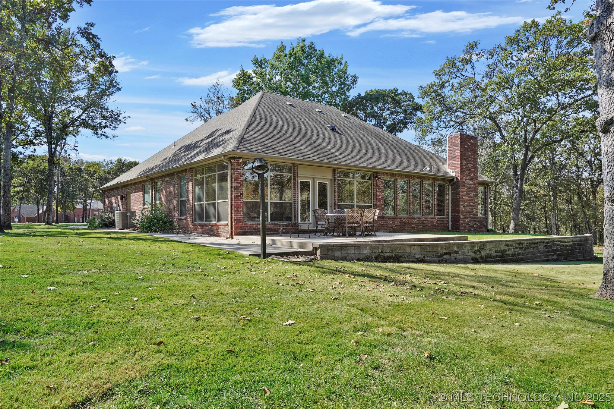 Catoosa, Oklahoma, 74015, United States, 3 Bedrooms Bedrooms, ,3 BathroomsBathrooms,Residential,For Sale,1987944