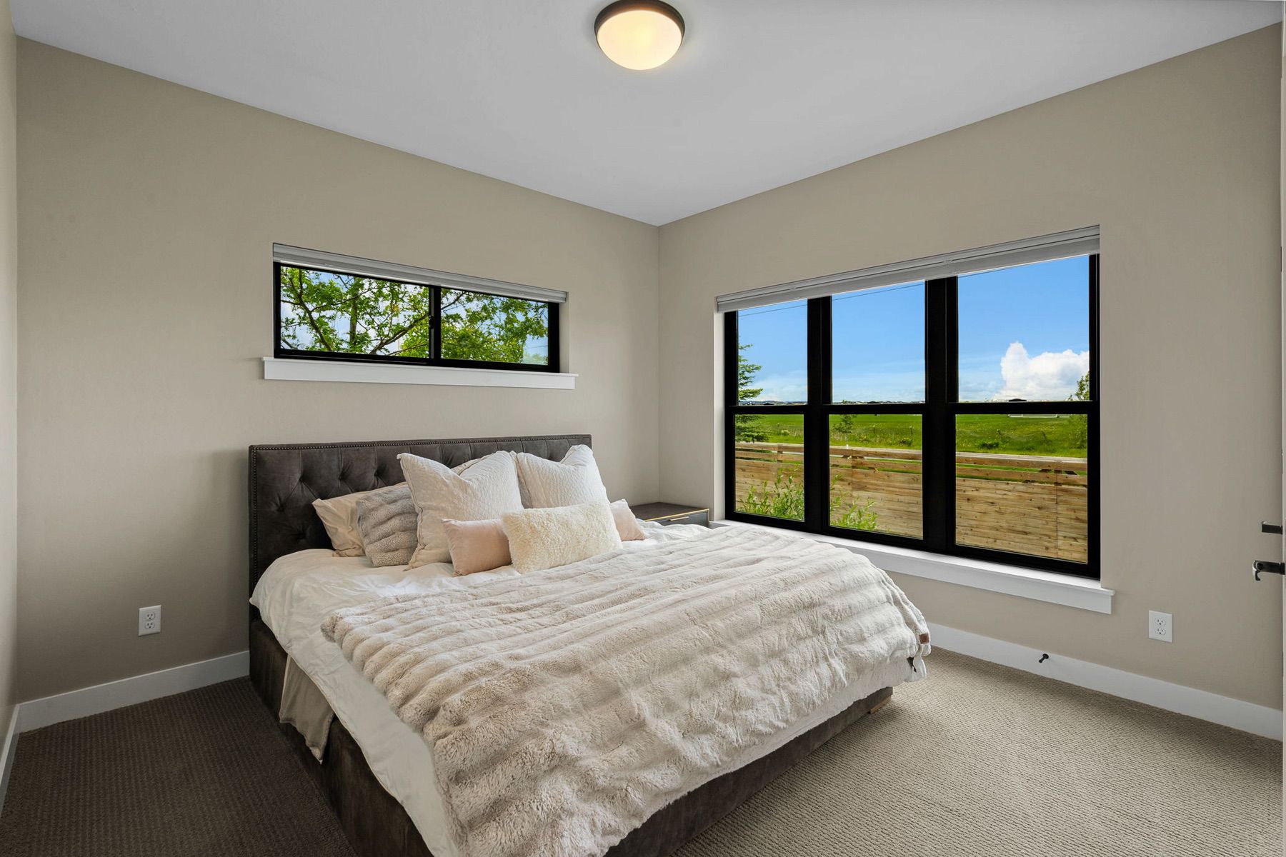  1813 Windrow Dr - 物件實景
