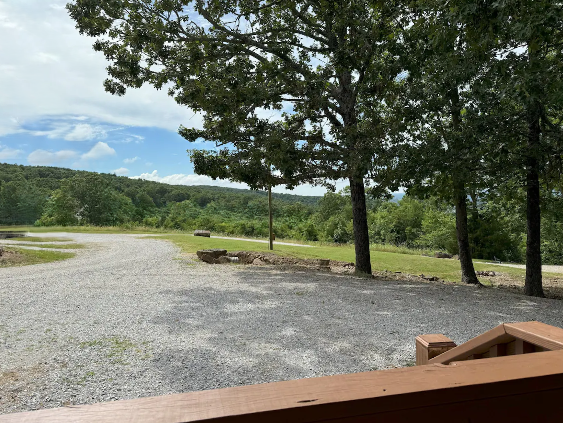 Mountain View, Arkansas, 72560, United States, 3 Bedrooms Bedrooms, ,2 BathroomsBathrooms,Residential,For Sale,1792514