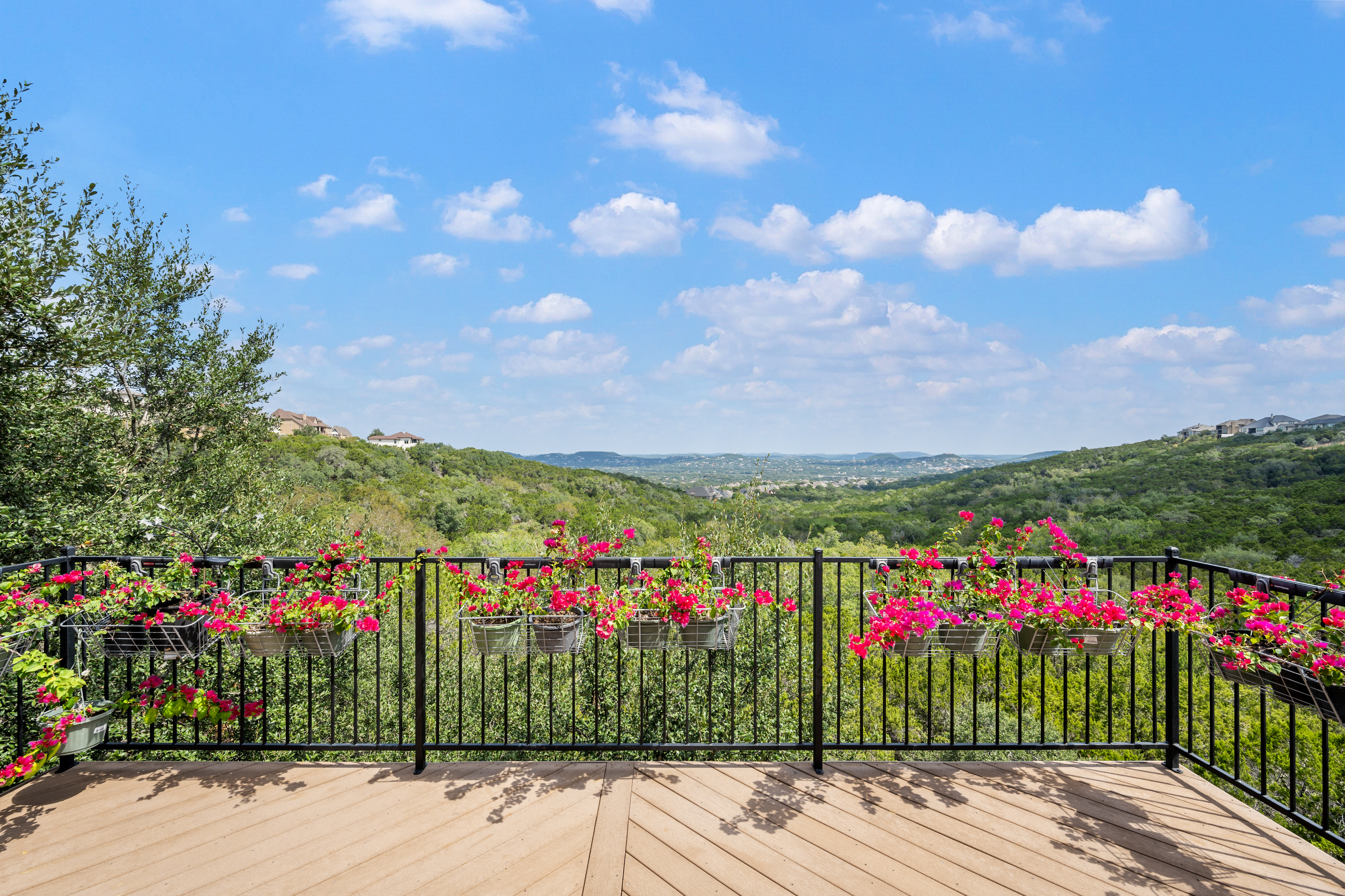  Single-Story Luxury Retreat in Stonewall Estates - 物件實景