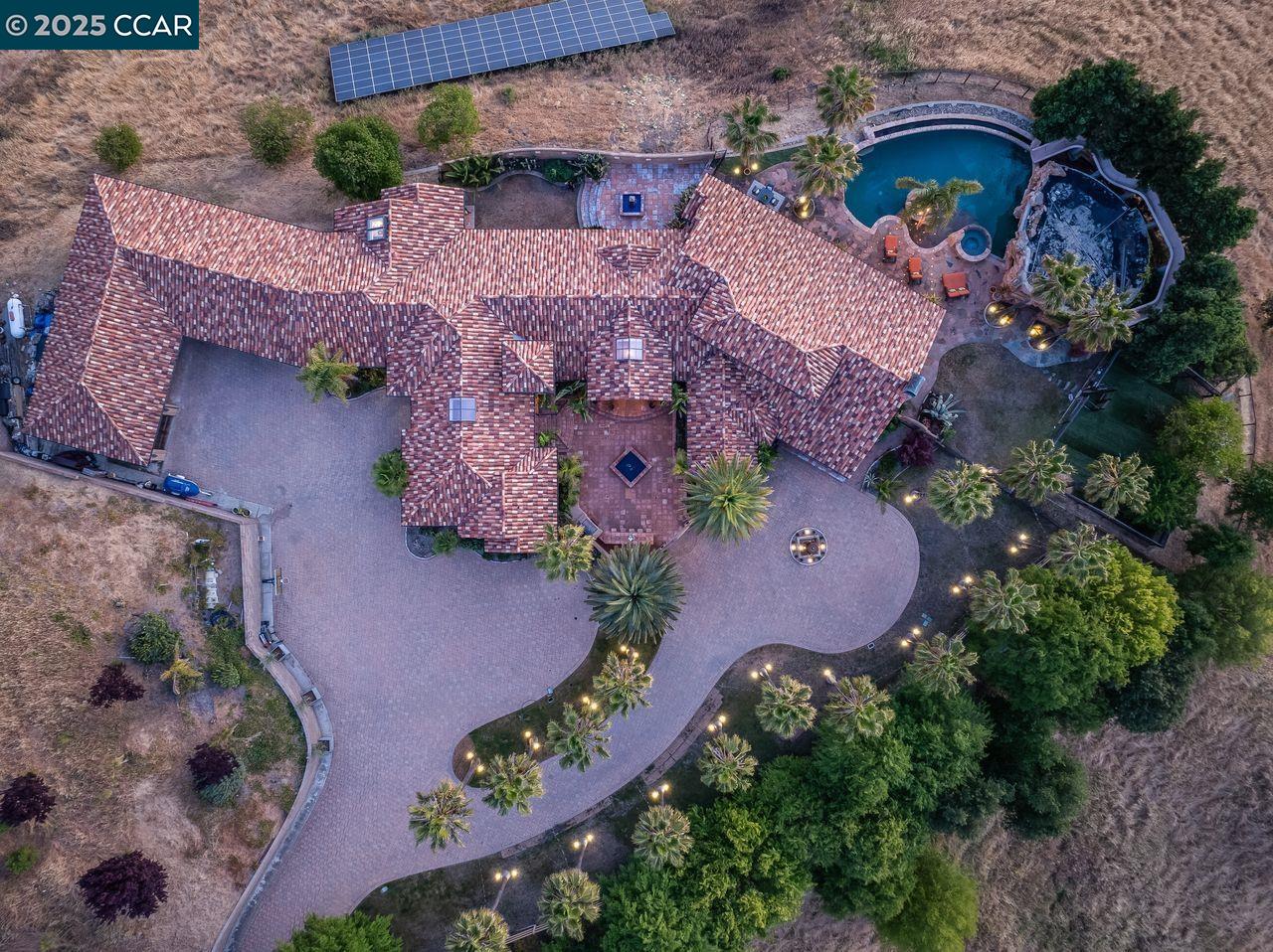 Danville, California, 94506, United States, 4 Bedrooms Bedrooms, ,4 BathroomsBathrooms,Residential,For Sale,1940508