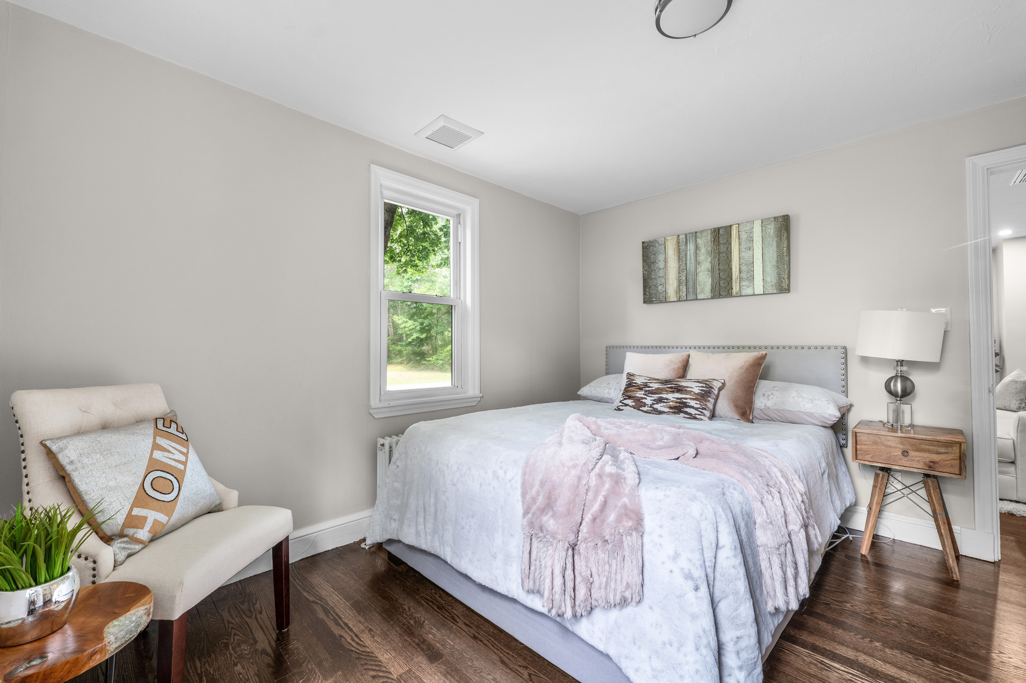  21 Elizabeth Street, Stoughton, MA, 02072 - 物件實景