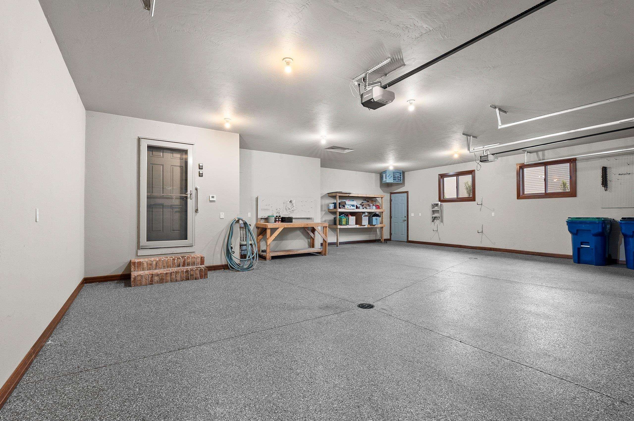 DE PERE, Wisconsin, 54115, United States, 3 Bedrooms Bedrooms, ,4 BathroomsBathrooms,Residential,For Sale,2048400