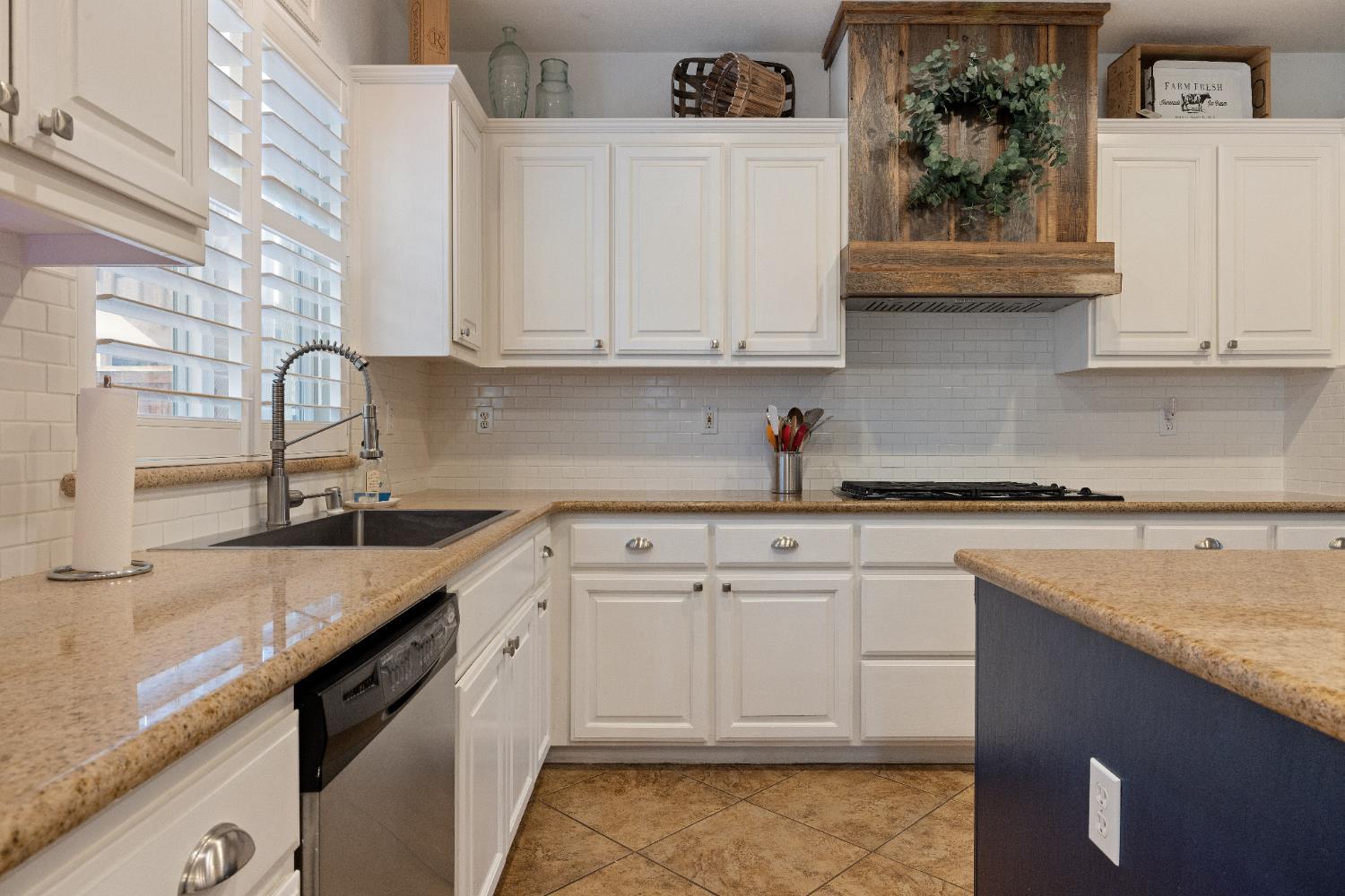 Oakdale, California, 95361, United States, 4 Bedrooms Bedrooms, ,4 BathroomsBathrooms,Residential,For Sale,2011319