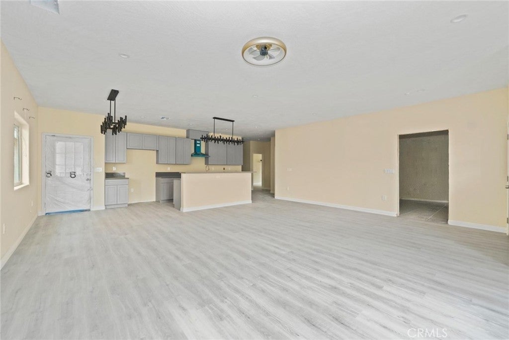 Victorville, California, 92392, United States, 4 Bedrooms Bedrooms, ,3 BathroomsBathrooms,Residential,For Sale,2036507