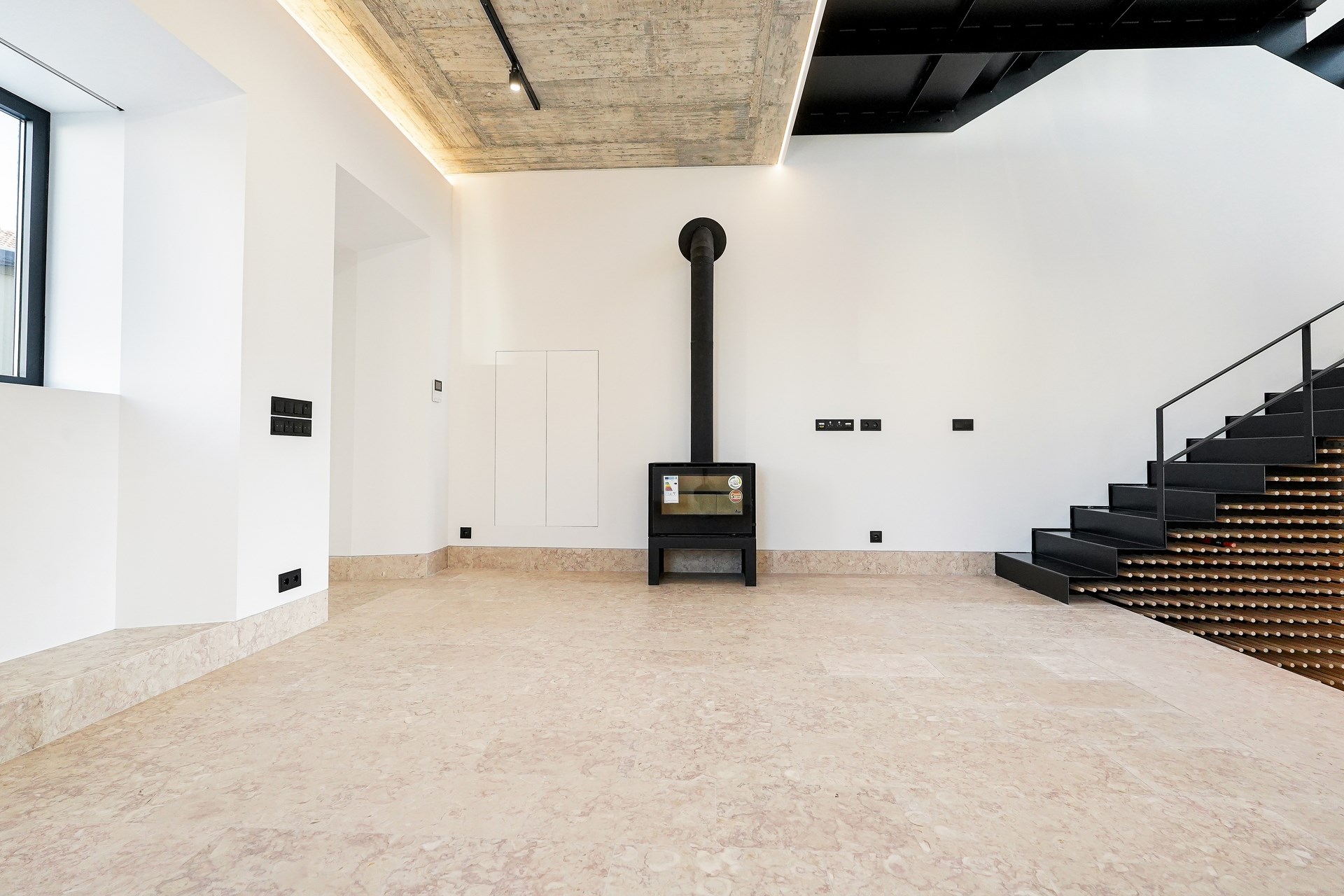 Mafra, Lisbon, 2640-072, PT, 3 Bedrooms Bedrooms, ,3 BathroomsBathrooms,Residential,For Sale,1700693