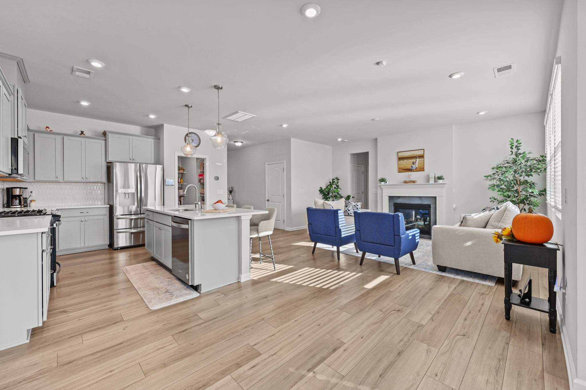 Charlotte, North Carolina, 28269, United States, 5 Bedrooms Bedrooms, ,3 BathroomsBathrooms,Residential,For Sale,1993856