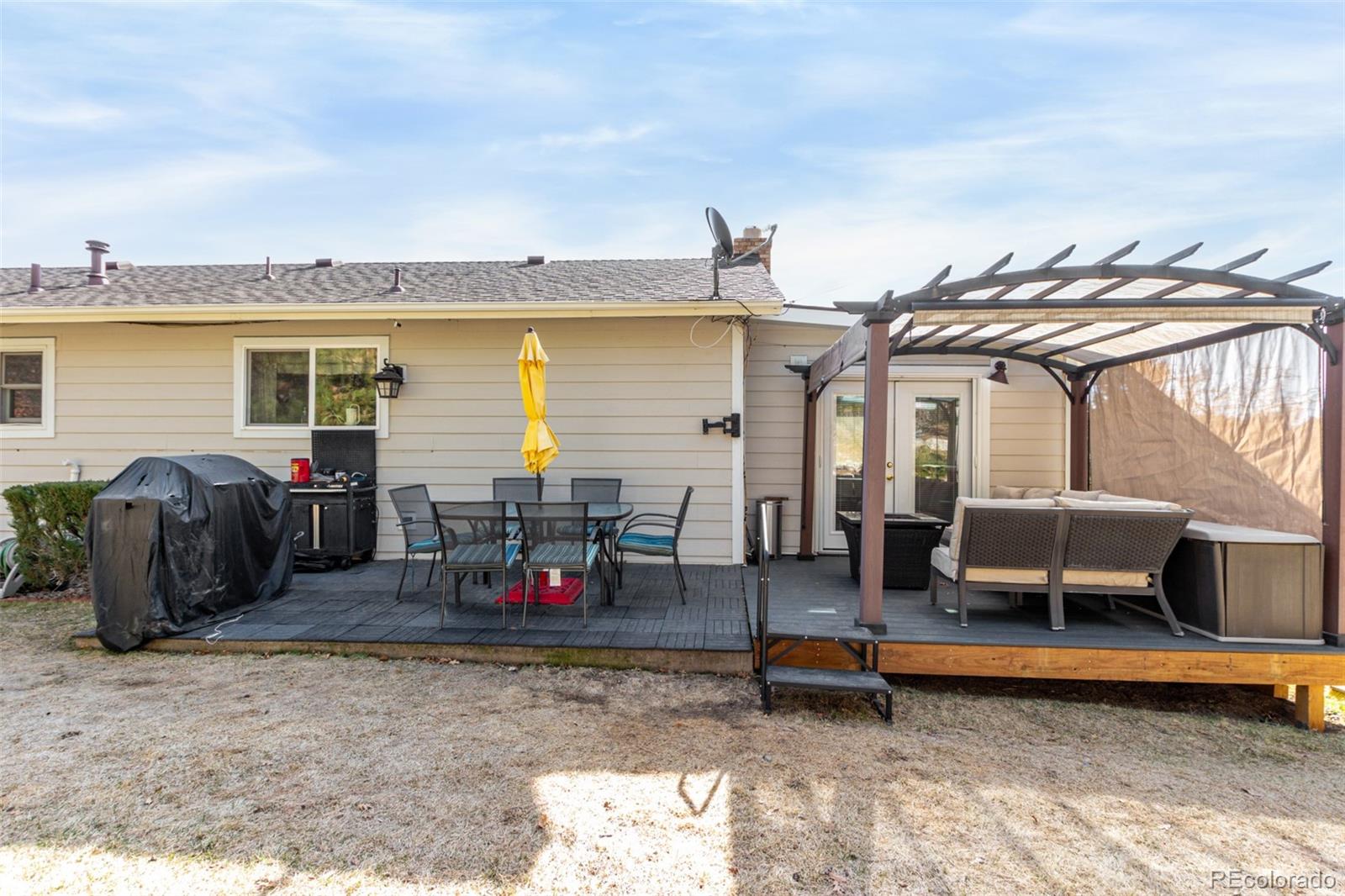 Castle Rock, Colorado, 80104, United States, 3 Bedrooms Bedrooms, ,1 BathroomBathrooms,Residential,For Sale,1963788