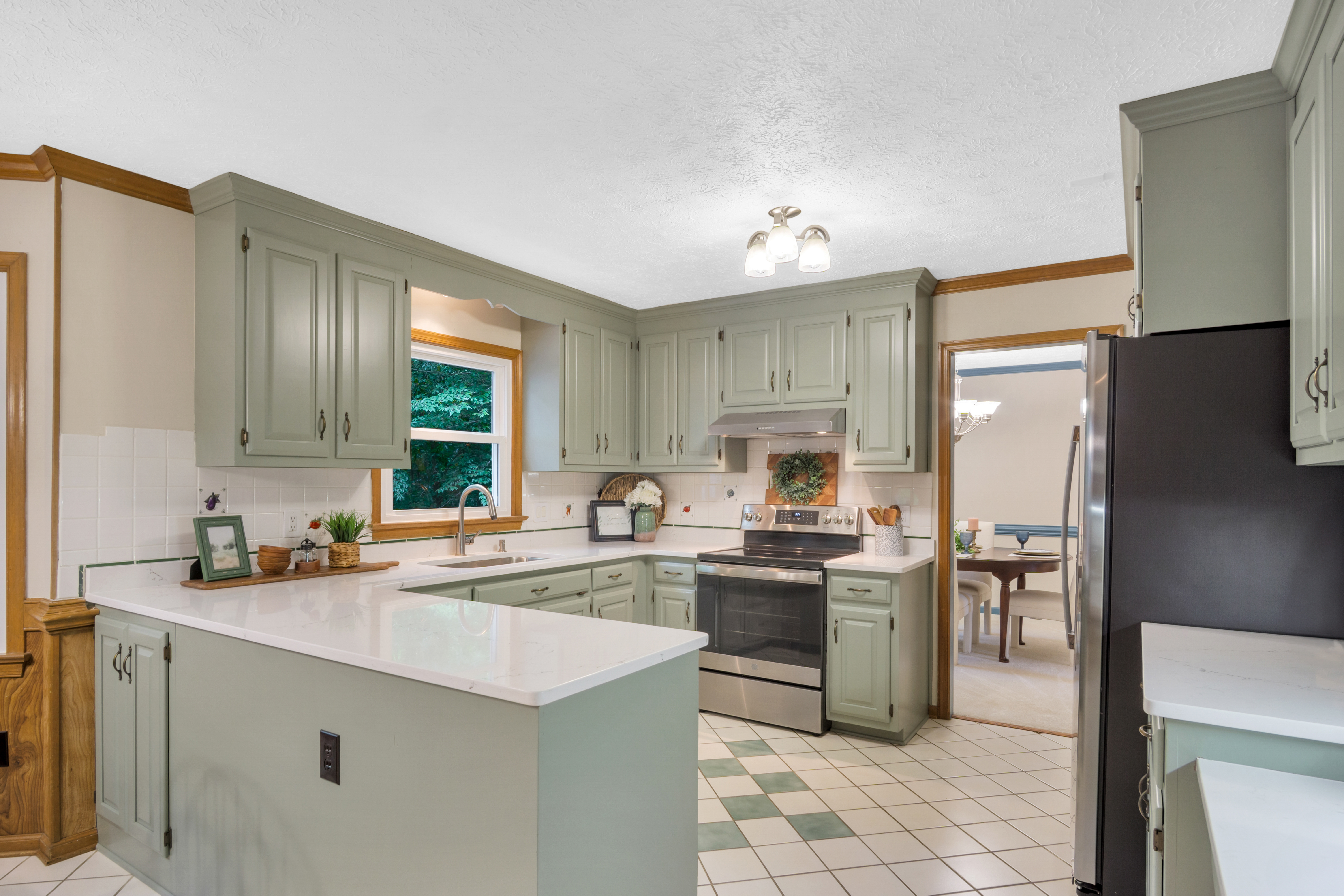 Williamsburg, Virginia, 23185, United States, 4 Bedrooms Bedrooms, ,4 BathroomsBathrooms,Residential,For Sale,1892691