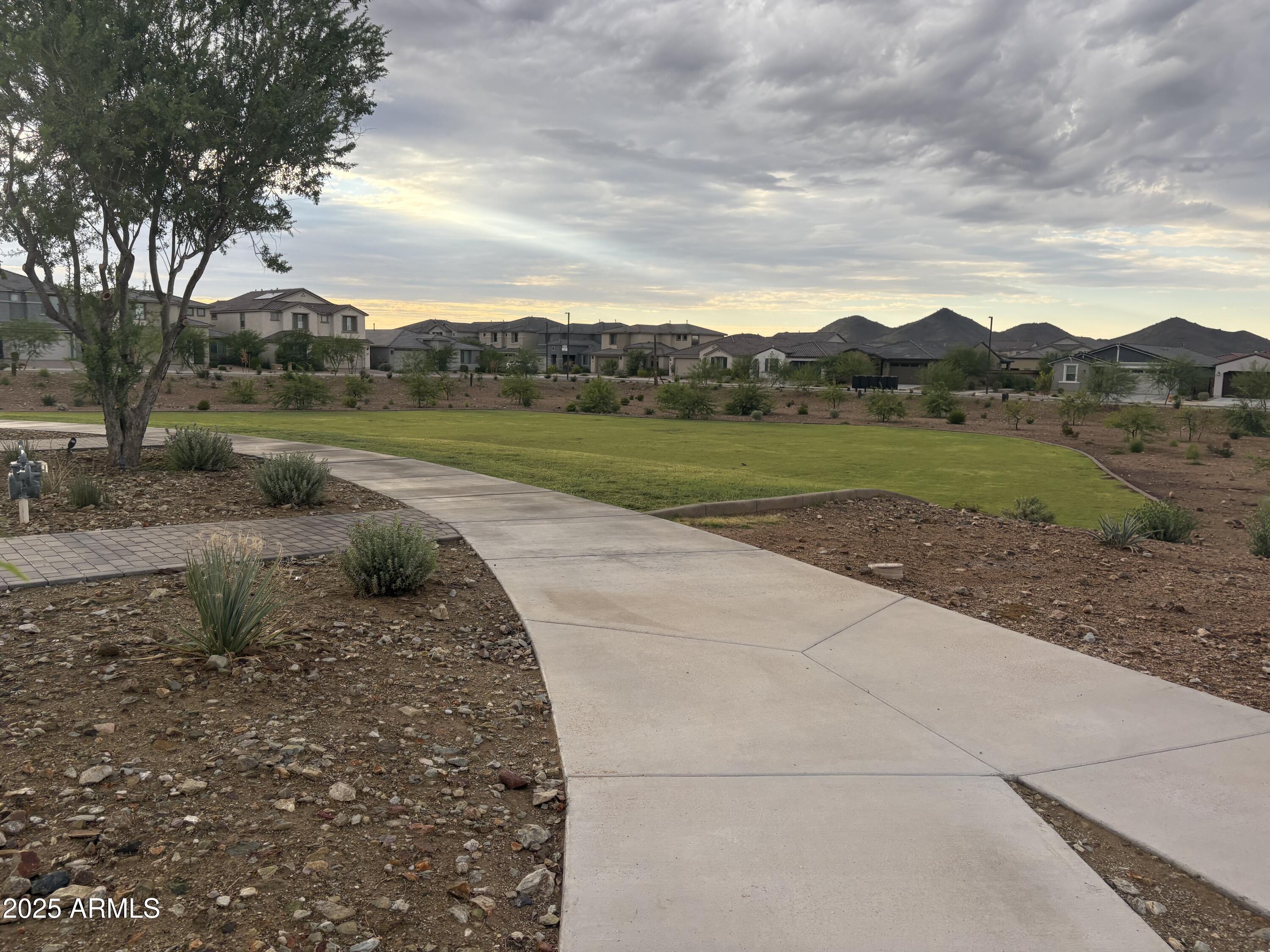 Phoenix, Arizona, 85085, United States, 4 Bedrooms Bedrooms, ,Residential,For Sale,1940682