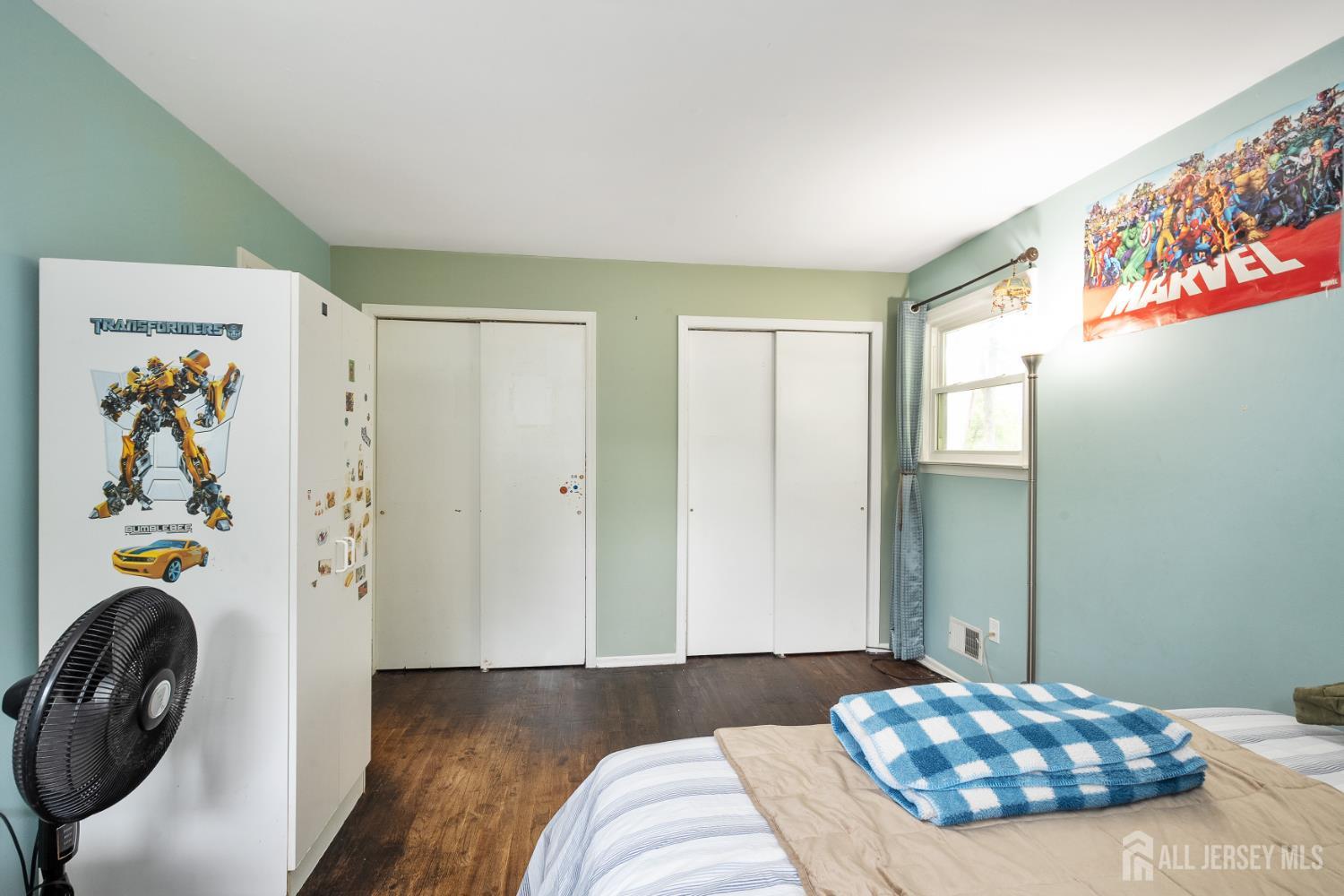 North Brunswick, New Jersey, 08902, United States, 4 Bedrooms Bedrooms, ,3 BathroomsBathrooms,Residential,For Sale,1979106