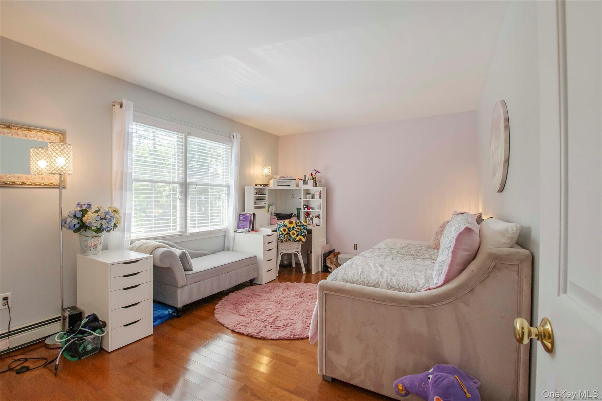 Call Listing Agent, New York, 06812, United States, 4 Bedrooms Bedrooms, ,3 BathroomsBathrooms,Residential,For Sale,1940931