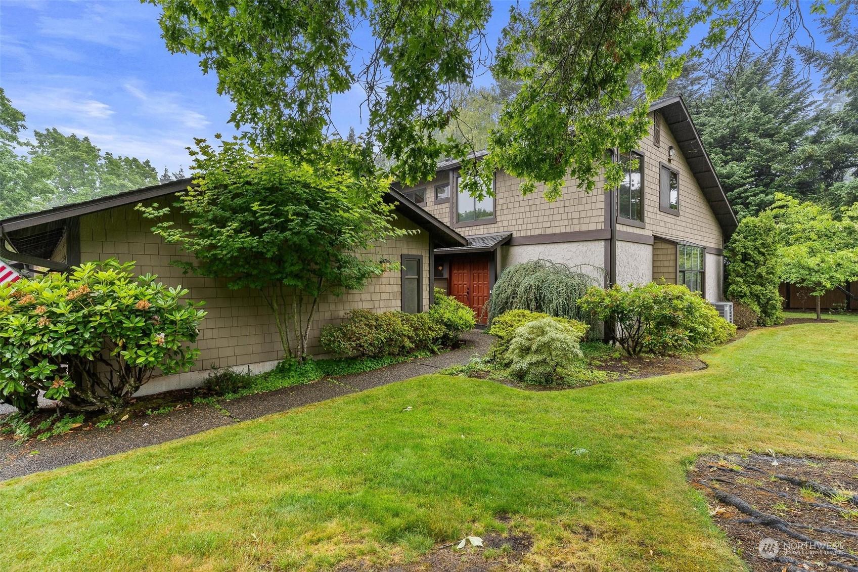 11902 STENDALL PLACE N, SEATTLE, Washington, 98133, United States, 2 Bedrooms Bedrooms, ,3 BathroomsBathrooms,Residential,For Sale,11902 STENDALL PLACE N,1627937