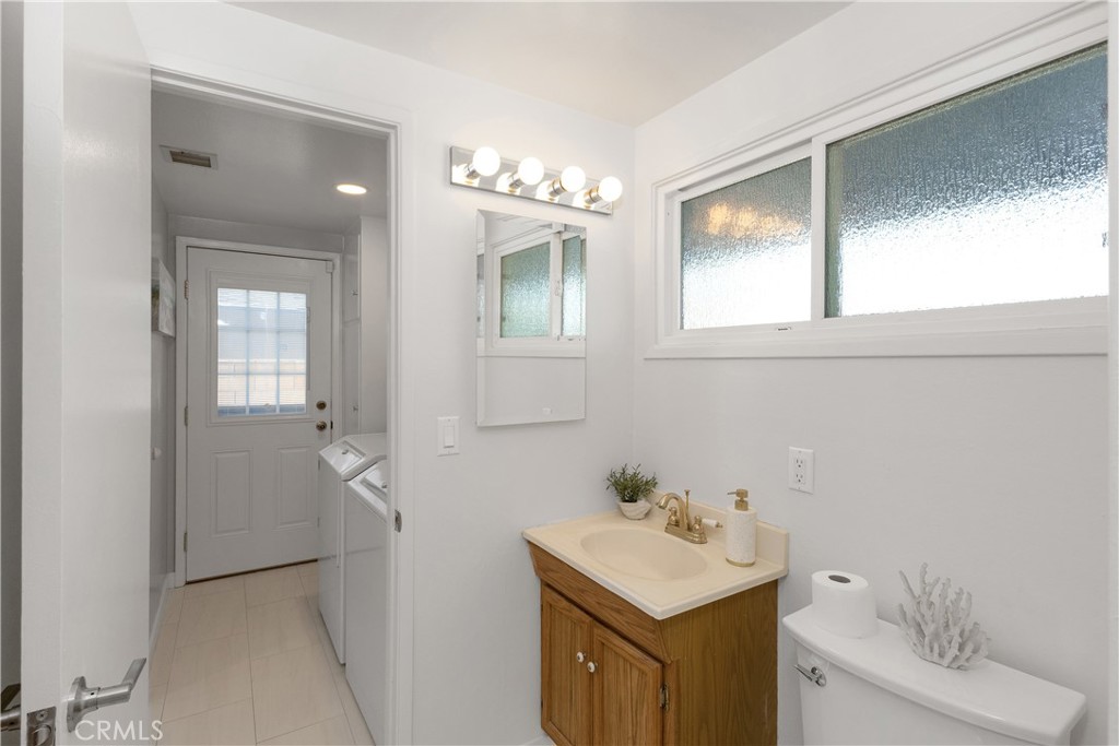 La Mirada, California, 90638, United States, 3 Bedrooms Bedrooms, ,1 BathroomBathrooms,Residential,For Sale,2001774