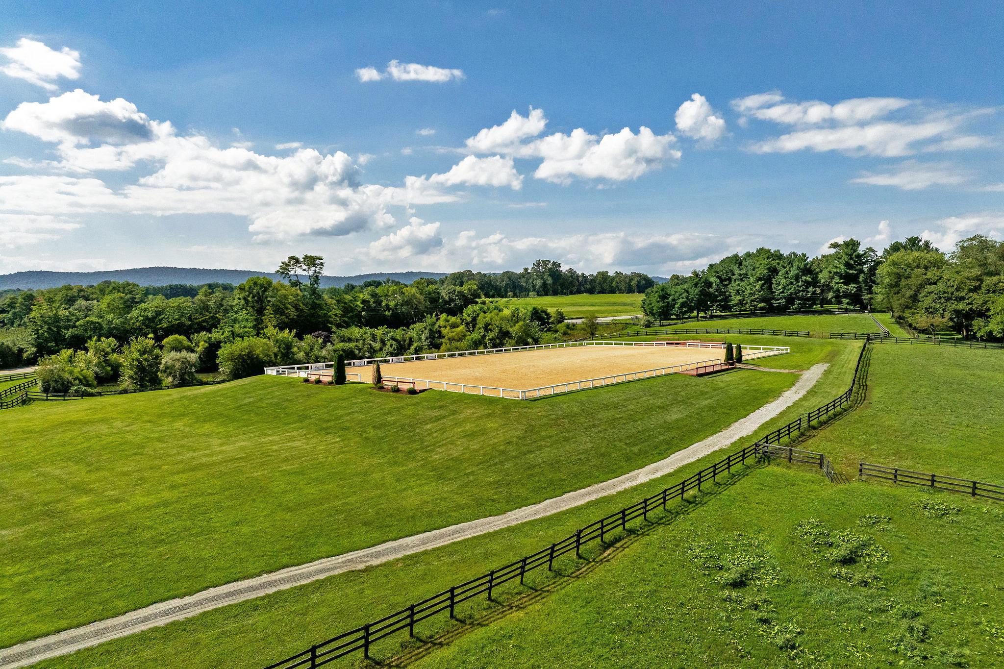  15158 Berlin Turnpike, Purcellville, VA, 20132 - 物件實景