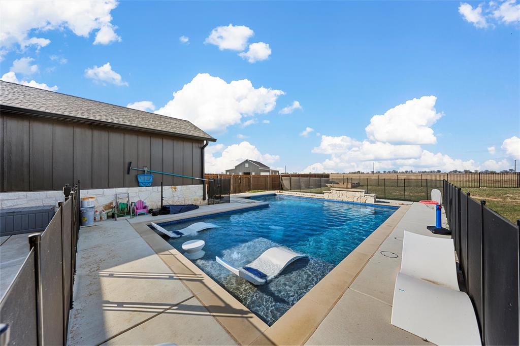 353 Willow Moon Ranch Road, Crawford, Texas, 76638, United States, 6 Bedrooms Bedrooms, ,3 BathroomsBathrooms,Residential,For Sale,353 Willow Moon Ranch Road,1673440