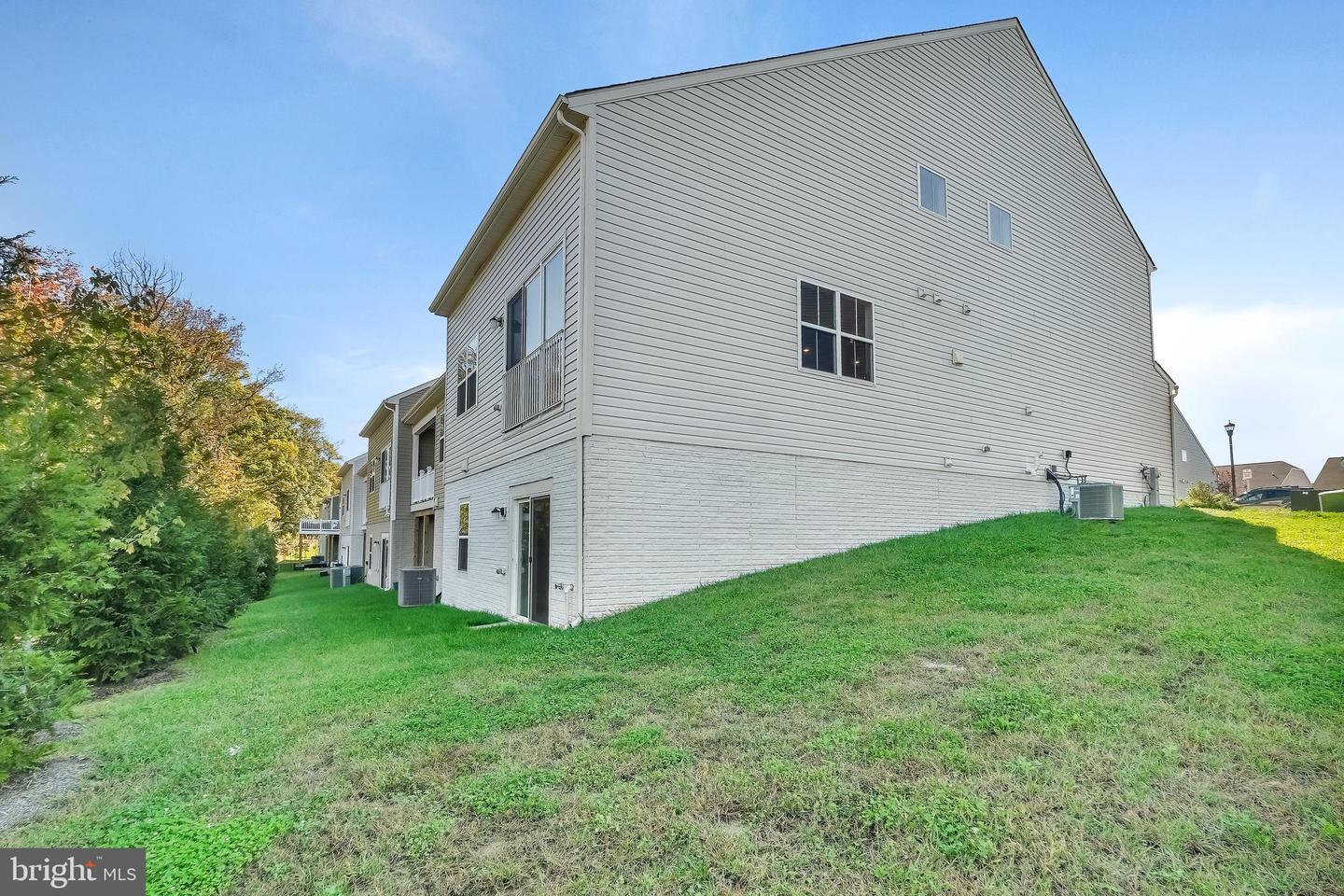 Bowie, Maryland, 20720, United States, 3 Bedrooms Bedrooms, ,4 BathroomsBathrooms,Residential,For Sale,1968655