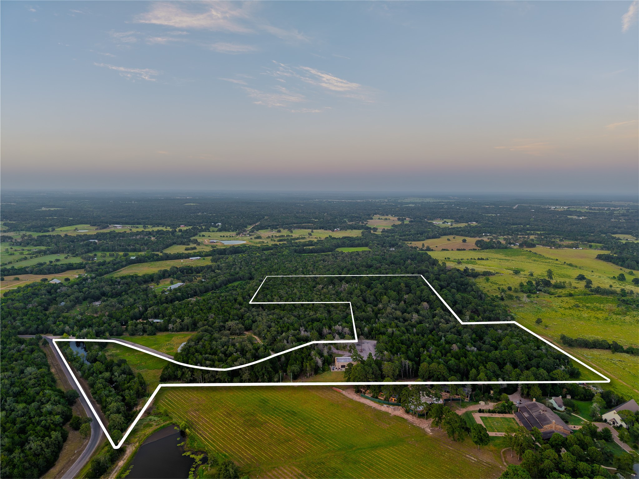  25200A Bernard Road, New Ulm, TX, 78950 - 物件實景