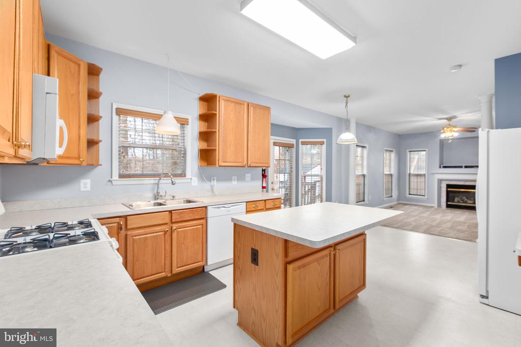 Stafford, Virginia, 22554, United States, 4 Bedrooms Bedrooms, ,4 BathroomsBathrooms,Residential,For Sale,2009309