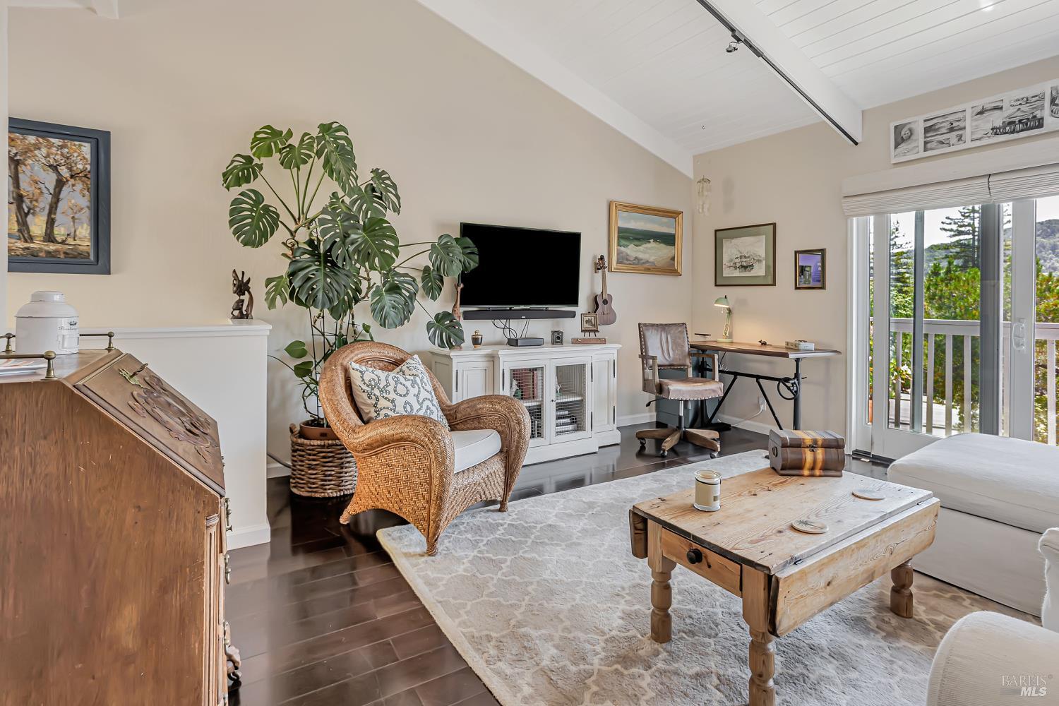 Kentfield, California, 94904, United States, 1 Bedroom Bedrooms, ,1 BathroomBathrooms,Residential,For Sale,1903571
