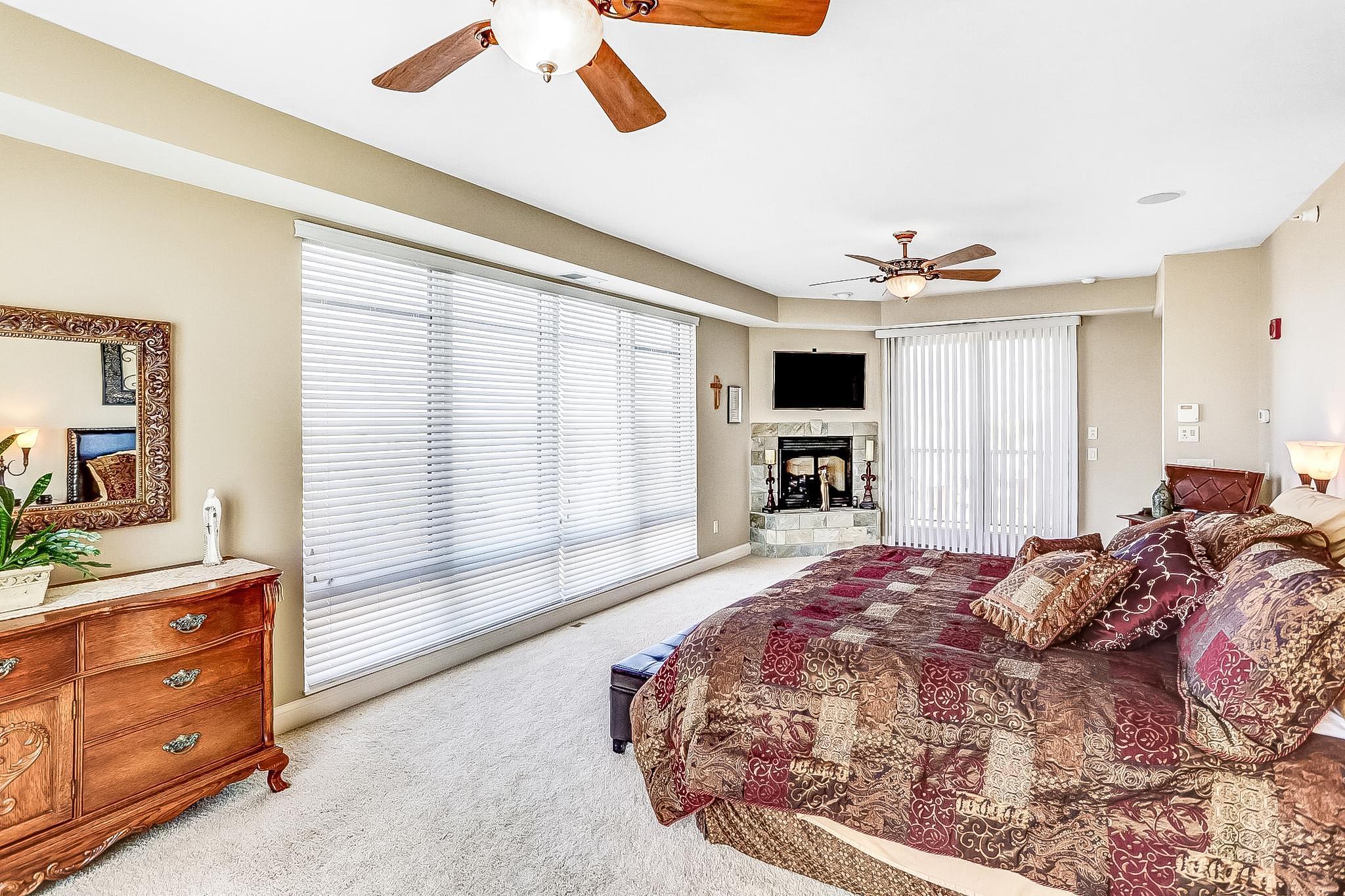 Columbia Heights, Minnesota, 55421, United States, 3 Bedrooms Bedrooms, ,4 BathroomsBathrooms,Residential,For Sale,2000979