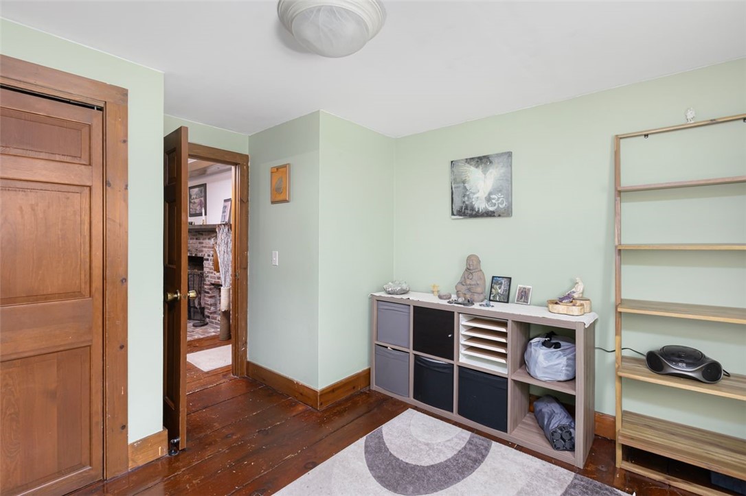 North Kingstown, Rhode Island, 02852, United States, 3 Bedrooms Bedrooms, ,2 BathroomsBathrooms,Residential,For Sale,1960458