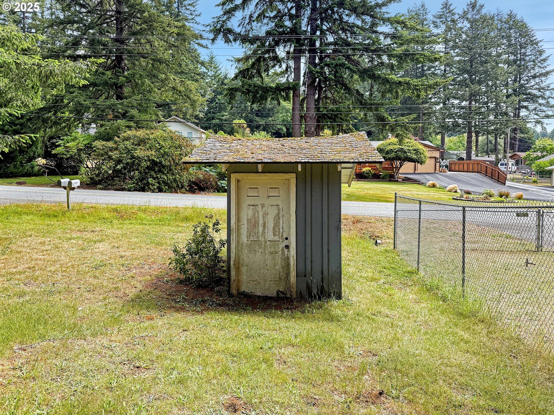 Brookings, Oregon, 97415, United States, ,Residential,For Sale,1983700