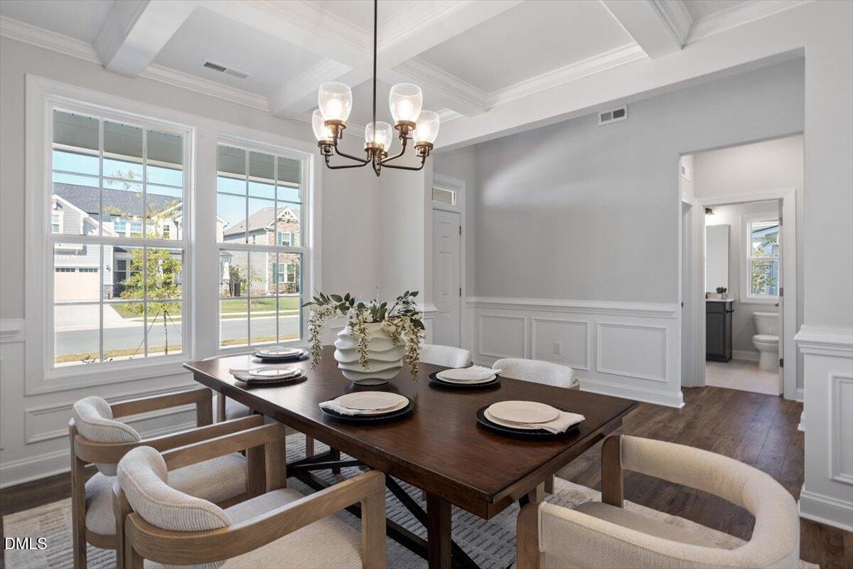 Fuquay Varina, North Carolina, 27526, United States, 5 Bedrooms Bedrooms, ,3 BathroomsBathrooms,Residential,For Sale,1973834