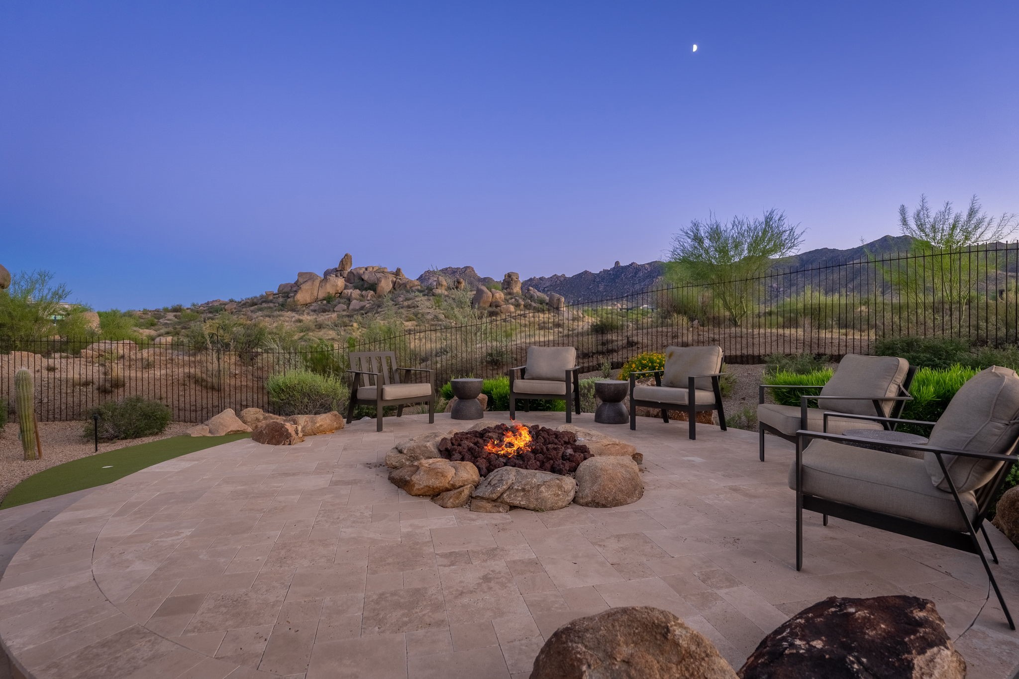  12423 E Desert Vista Dr  Scottsdale, AZ - 物件實景